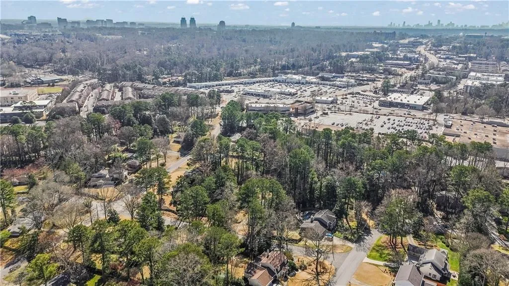 Aerial view with a view of city