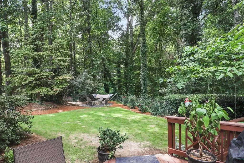7440 Chestwick Court, Sandy Springs, Georgia 30350, 6 Bedrooms Bedrooms, ,5 BathroomsBathrooms,Residential,Sold,7440 Chestwick Court,6784983
