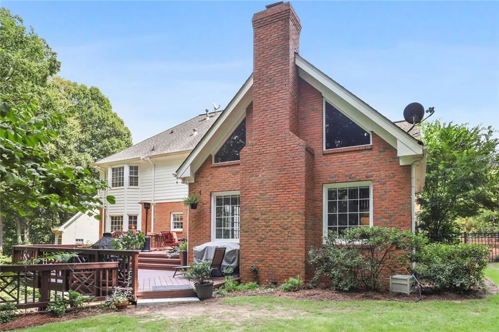 7440 Chestwick Court, Sandy Springs, Georgia 30350, 6 Bedrooms Bedrooms, ,5 BathroomsBathrooms,Residential,Sold,7440 Chestwick Court,6784983