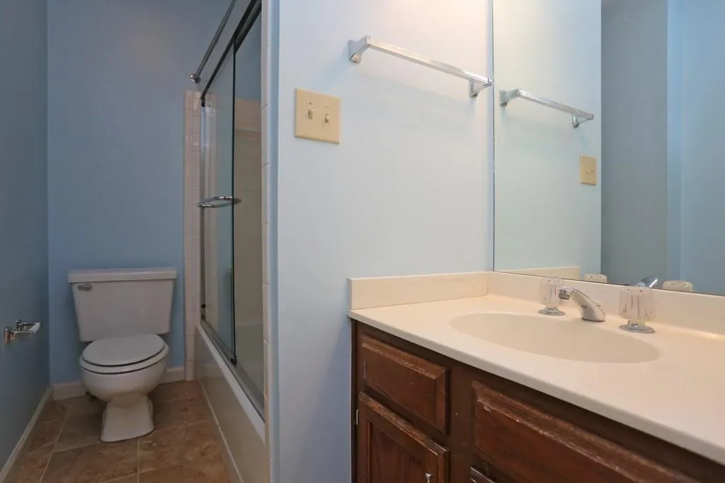 7923 Briar Villa Place, Atlanta, Georgia 30350, 3 Bedrooms Bedrooms, ,2 BathroomsBathrooms,Residential,Sold,7923 Briar Villa Place,6602658