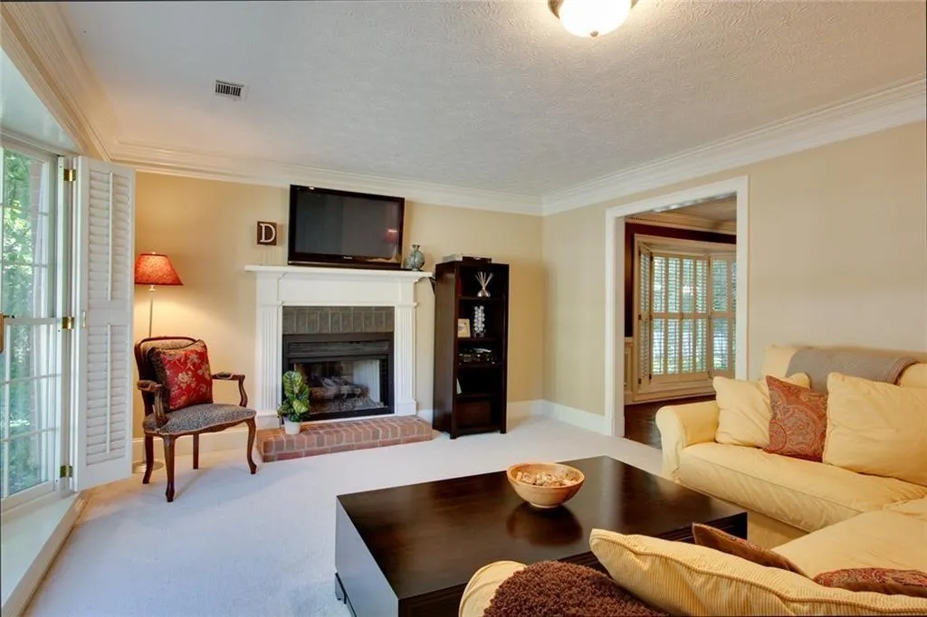 7923 Briar Villa Place, Atlanta, Georgia 30350, 3 Bedrooms Bedrooms, ,2 BathroomsBathrooms,Residential,Sold,7923 Briar Villa Place,6602658