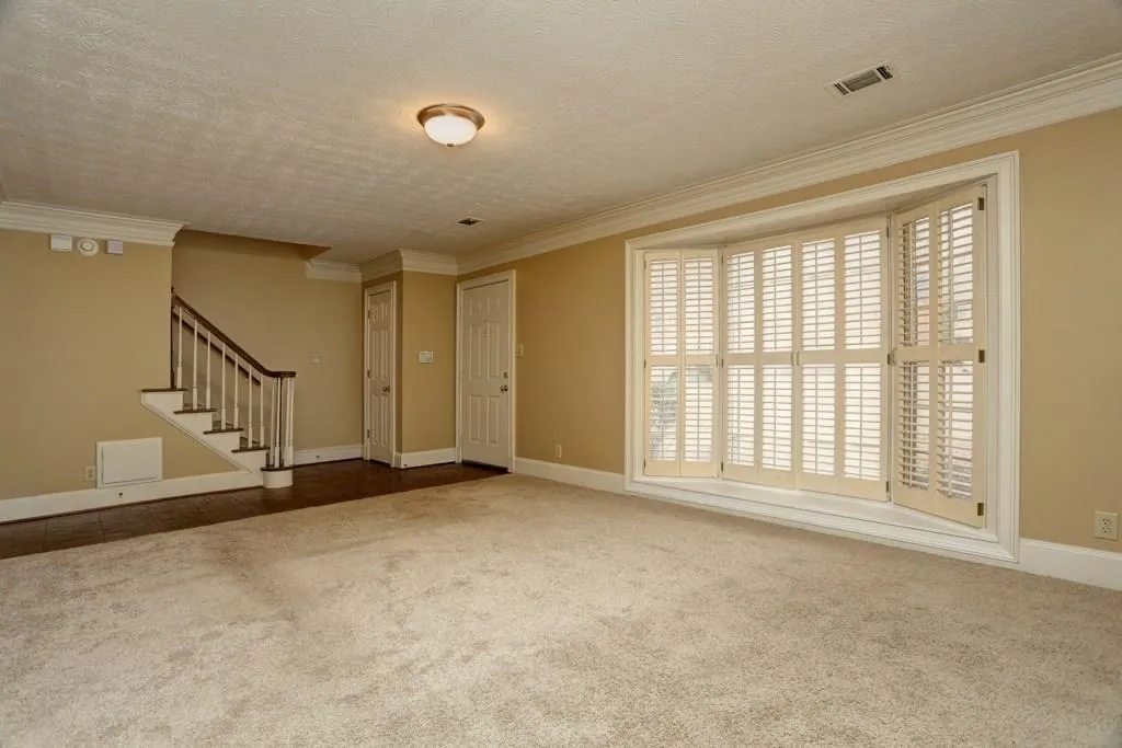 7923 Briar Villa Place, Atlanta, Georgia 30350, 3 Bedrooms Bedrooms, ,2 BathroomsBathrooms,Residential,Sold,7923 Briar Villa Place,6602658