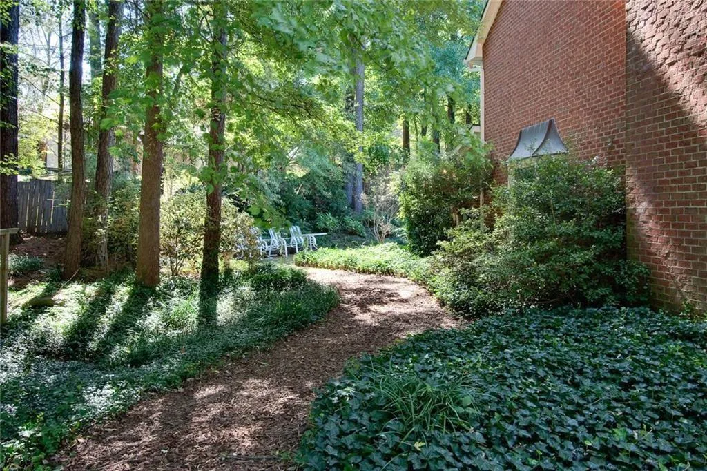 7923 Briar Villa Place, Atlanta, Georgia 30350, 3 Bedrooms Bedrooms, ,2 BathroomsBathrooms,Residential,Sold,7923 Briar Villa Place,6602658