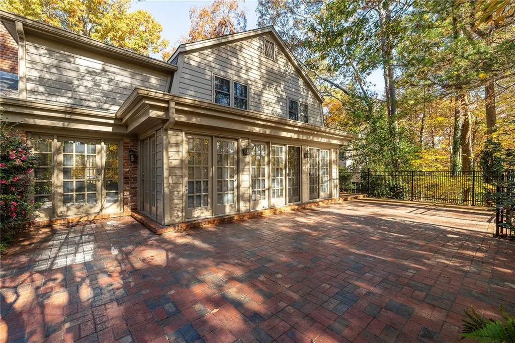 885 Edgewater Trail, Atlanta, Georgia 30328, 3 Bedrooms Bedrooms, ,2 BathroomsBathrooms,Residential,Sold,885 Edgewater Trail,7141629