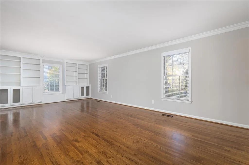 885 Edgewater Trail, Atlanta, Georgia 30328, 3 Bedrooms Bedrooms, ,2 BathroomsBathrooms,Residential,Sold,885 Edgewater Trail,7141629