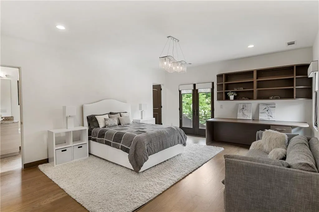 4746 Woodvale Drive, Sandy Springs, Georgia 30327, 5 Bedrooms Bedrooms, ,7 BathroomsBathrooms,Residential,Sold,4746 Woodvale Drive,7164718