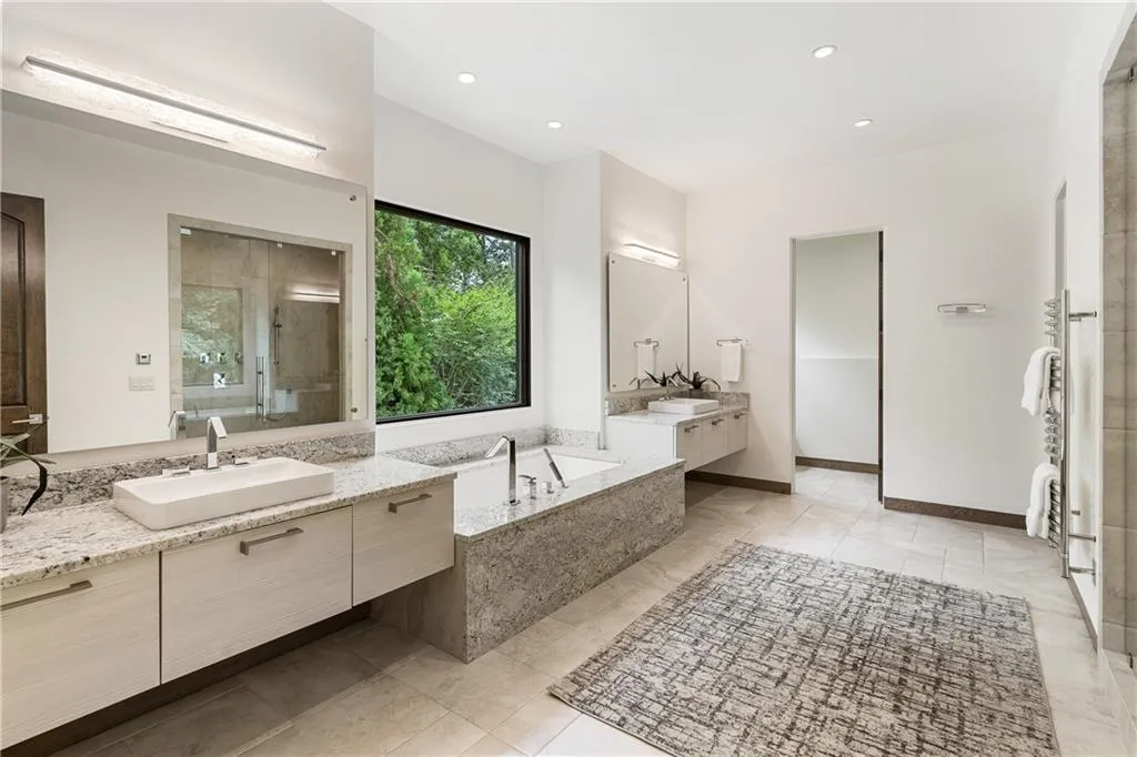 4746 Woodvale Drive, Sandy Springs, Georgia 30327, 5 Bedrooms Bedrooms, ,7 BathroomsBathrooms,Residential,Sold,4746 Woodvale Drive,7164718