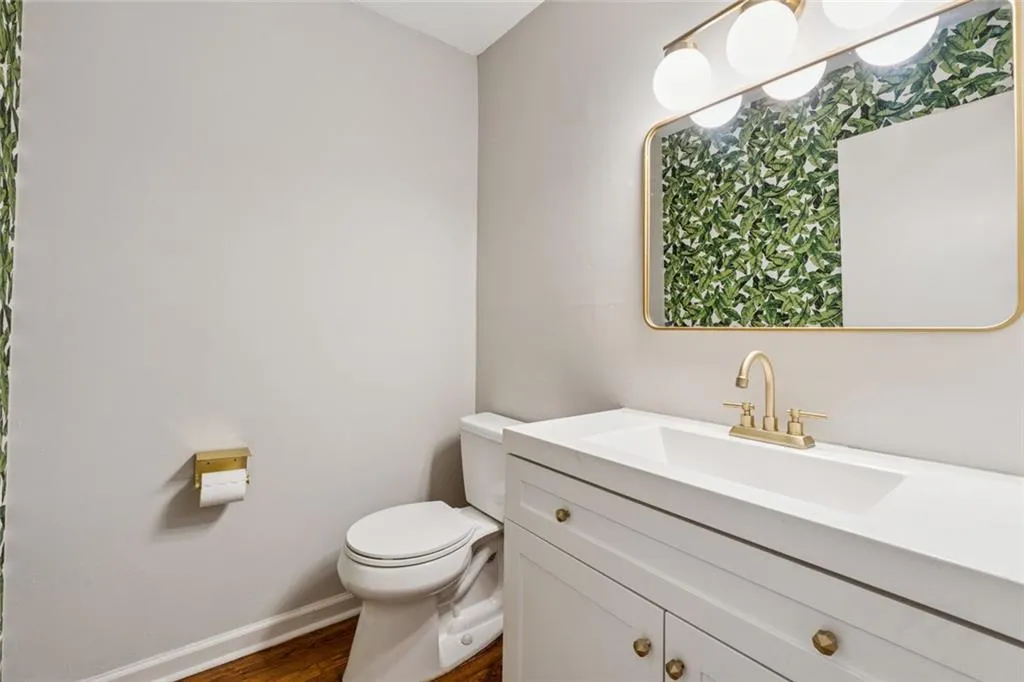 346 Carpenter Drive Unit 77, Sandy Springs, Georgia 30328, 2 Bedrooms Bedrooms, ,1 BathroomBathrooms,Residential,For Sale,346 Carpenter Drive Unit 77,7577326