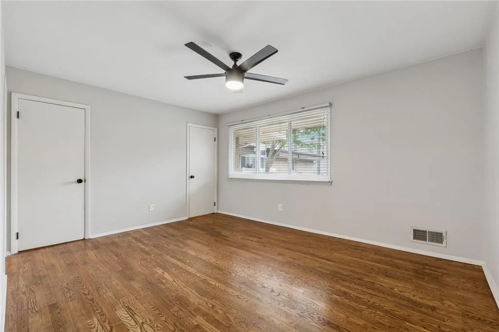 346 Carpenter Drive Unit 77, Sandy Springs, Georgia 30328, 2 Bedrooms Bedrooms, ,1 BathroomBathrooms,Residential,For Sale,346 Carpenter Drive Unit 77,7577326