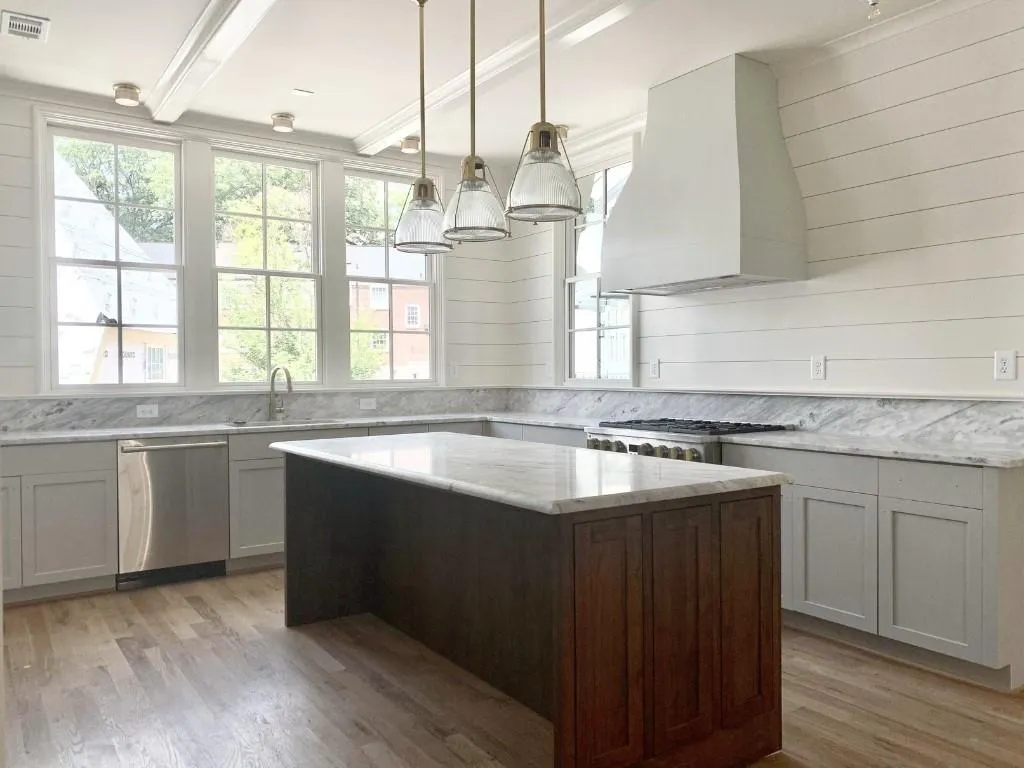 2701 Southwell Street, Atlanta, Georgia 30305, 3 Bedrooms Bedrooms, ,3 BathroomsBathrooms,Residential,For Sale,2701 Southwell Street,7457424
