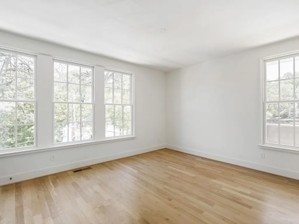 2701 Southwell Street, Atlanta, Georgia 30305, 3 Bedrooms Bedrooms, ,3 BathroomsBathrooms,Residential,For Sale,2701 Southwell Street,7457424