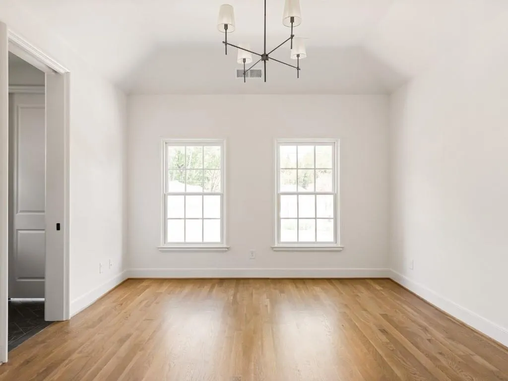 2701 Southwell Street, Atlanta, Georgia 30305, 3 Bedrooms Bedrooms, ,3 BathroomsBathrooms,Residential,For Sale,2701 Southwell Street,7457424