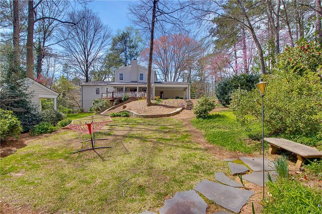 635 Wyncourtney Drive, Sandy Springs, Georgia 30328, 3 Bedrooms Bedrooms, ,2 BathroomsBathrooms,Residential,Sold,635 Wyncourtney Drive,5981699