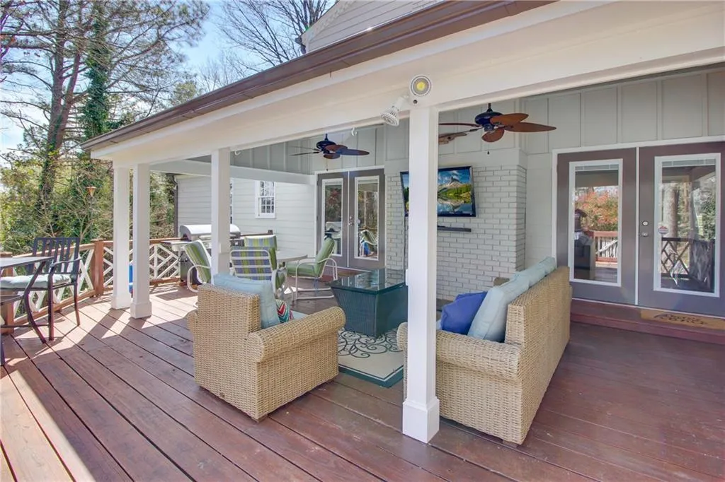 635 Wyncourtney Drive, Sandy Springs, Georgia 30328, 3 Bedrooms Bedrooms, ,2 BathroomsBathrooms,Residential,Sold,635 Wyncourtney Drive,5981699