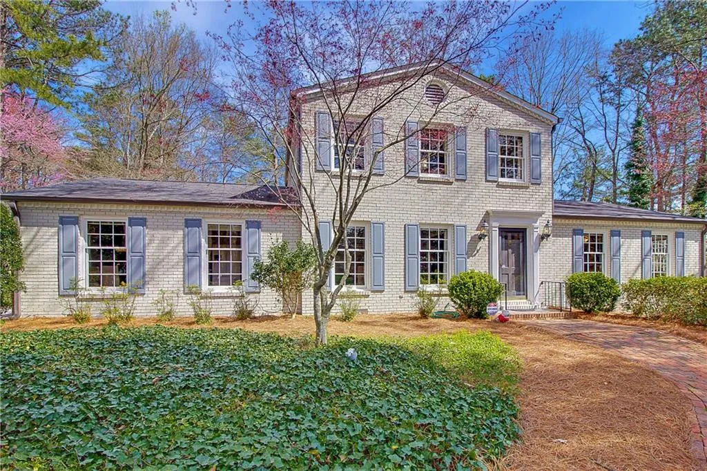 635 Wyncourtney Drive, Sandy Springs, Georgia 30328, 3 Bedrooms Bedrooms, ,2 BathroomsBathrooms,Residential,Sold,635 Wyncourtney Drive,5981699