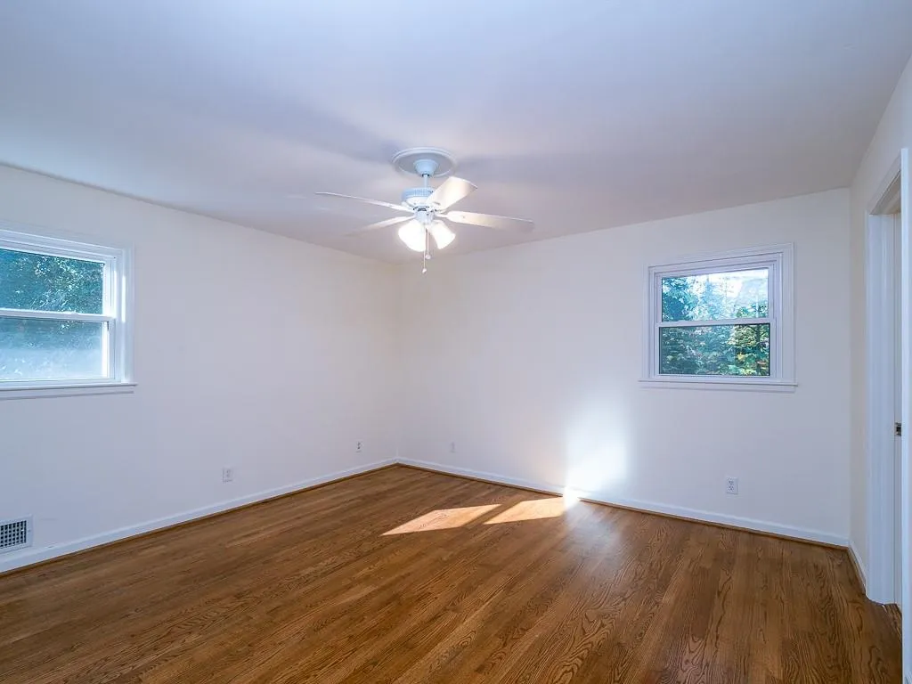 6560 Williamson Drive, Sandy Springs, Georgia 30328, 4 Bedrooms Bedrooms, ,3 BathroomsBathrooms,Residential,Sold,6560 Williamson Drive,6807330