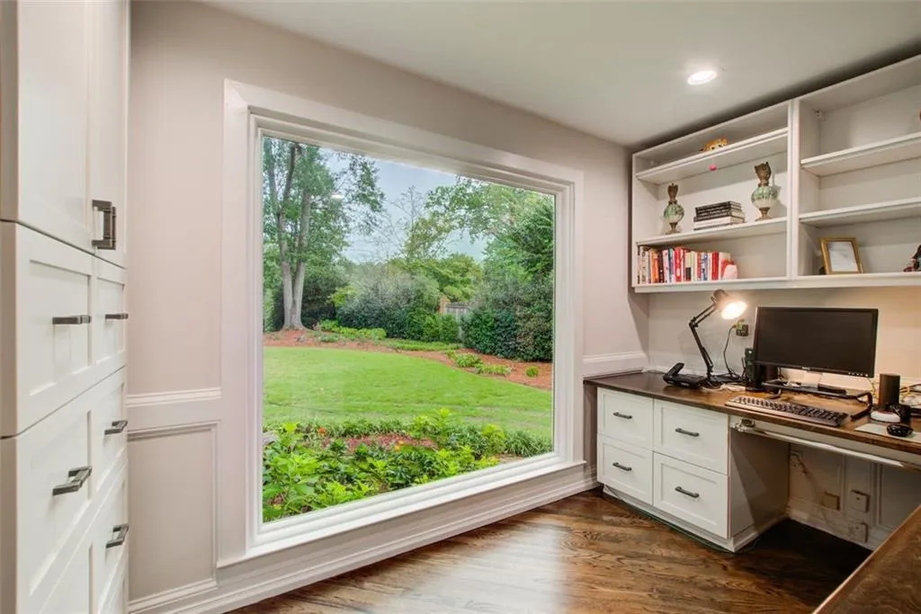 405 River Glen Trace, Atlanta, Georgia 30328, 3 Bedrooms Bedrooms, ,3 BathroomsBathrooms,Residential,Sold,405 River Glen Trace,7275394