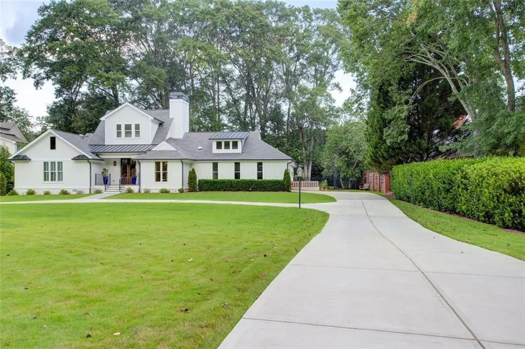 405 River Glen Trace, Atlanta, Georgia 30328, 3 Bedrooms Bedrooms, ,3 BathroomsBathrooms,Residential,Sold,405 River Glen Trace,7275394
