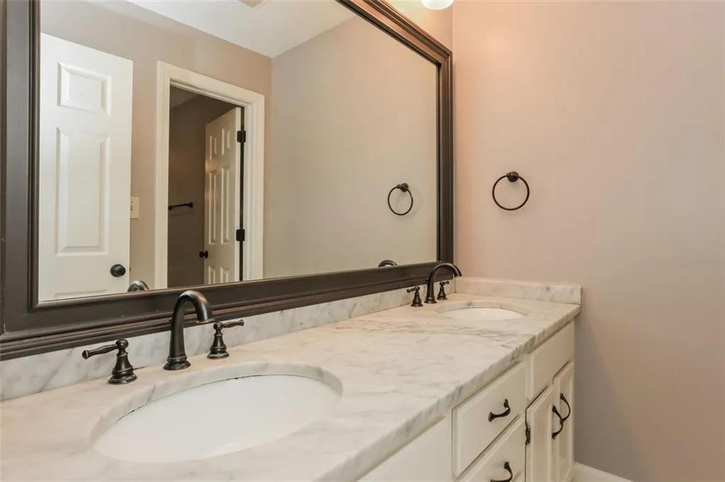 1 Westfair Court, Sandy Springs, Georgia 30328, 3 Bedrooms Bedrooms, ,2 BathroomsBathrooms,Residential,Sold,1 Westfair Court,6928275