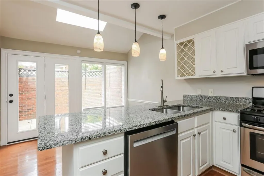 1 Westfair Court, Sandy Springs, Georgia 30328, 3 Bedrooms Bedrooms, ,2 BathroomsBathrooms,Residential,Sold,1 Westfair Court,6928275