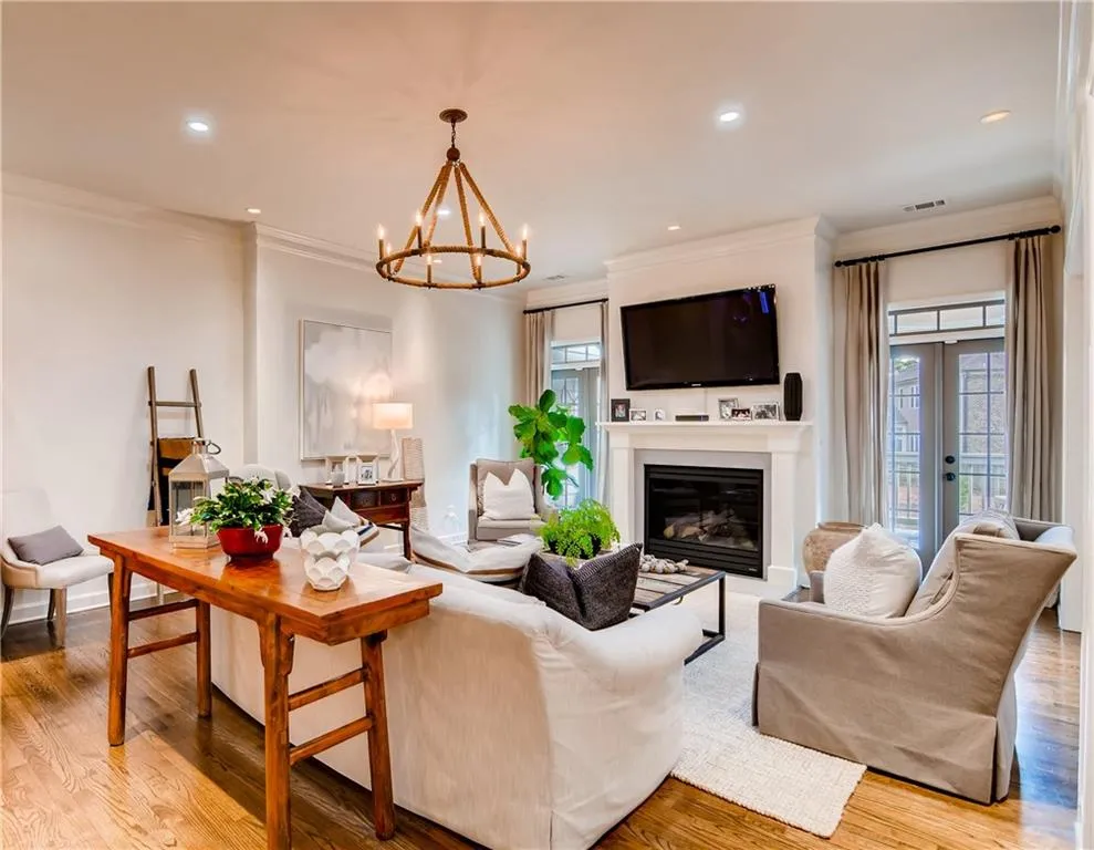 6275 Aberdeen Drive, Atlanta, Georgia 30328, 4 Bedrooms Bedrooms, ,3 BathroomsBathrooms,Residential,Sold,6275 Aberdeen Drive,6110870