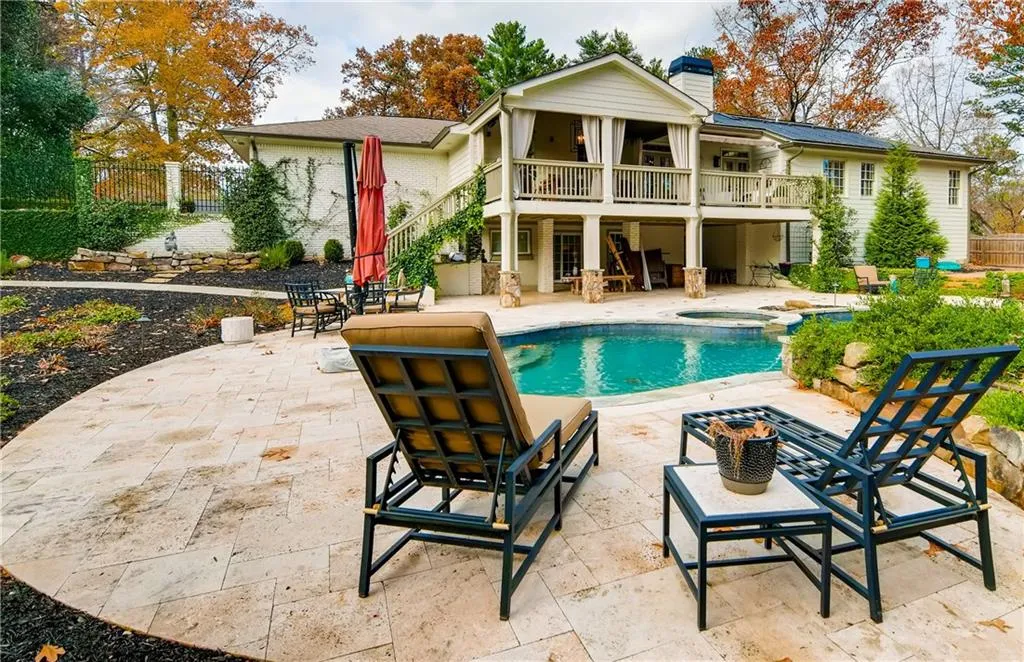 6275 Aberdeen Drive, Atlanta, Georgia 30328, 4 Bedrooms Bedrooms, ,3 BathroomsBathrooms,Residential,Sold,6275 Aberdeen Drive,6110870