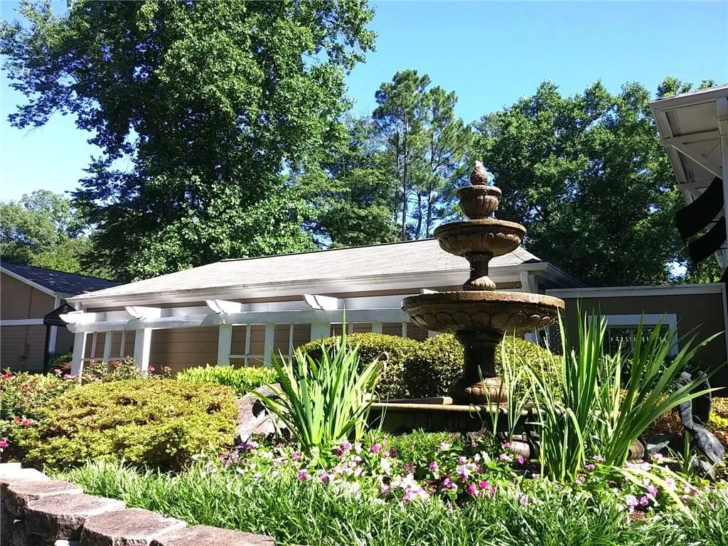 403 Summit North Drive Ne Unit 403, Atlanta, Georgia 30324, 1 Bedroom Bedrooms, ,1 BathroomBathrooms,Residential,Sold,403 Summit North Drive Ne Unit 403,5746456