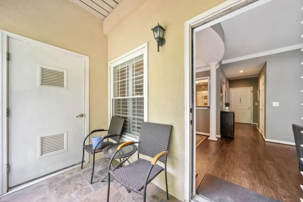 3636 Habersham Road Nw Unit 1103, Atlanta, Georgia 30305, 2 Bedrooms Bedrooms, ,2 BathroomsBathrooms,Residential,For Sale,3636 Habersham Road Nw Unit 1103,7612919