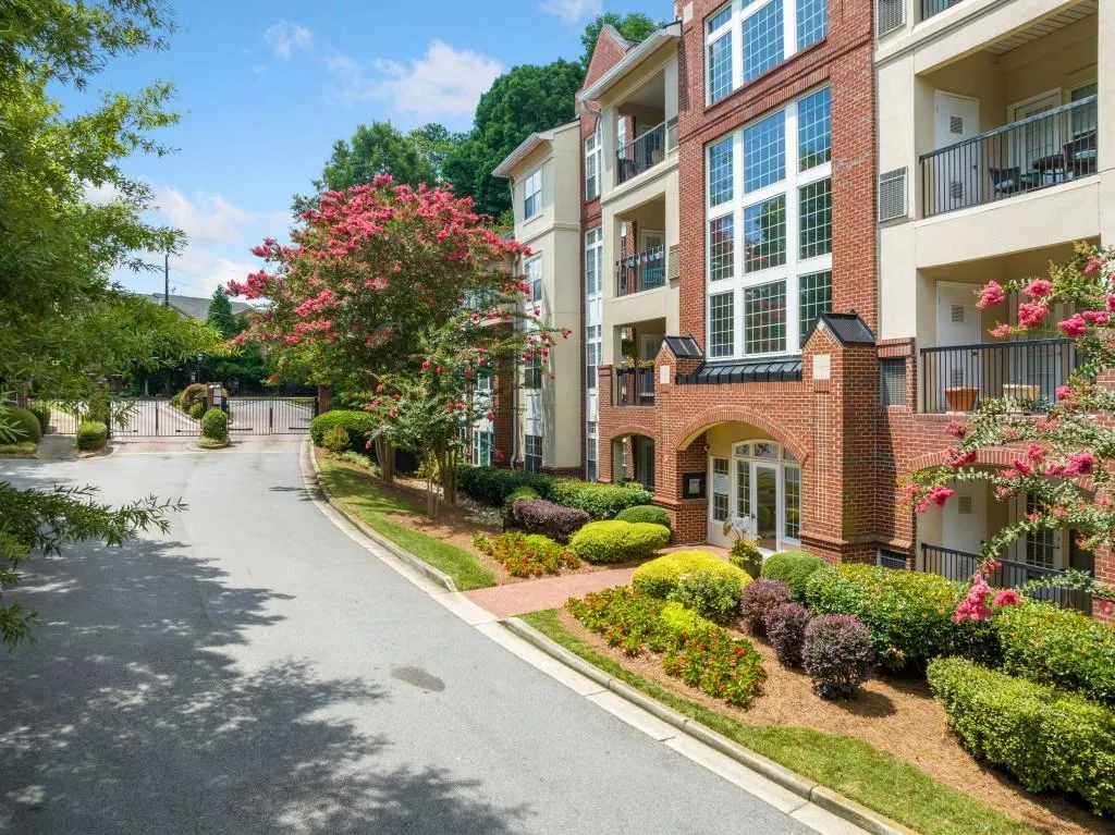 3636 Habersham Road Nw Unit 1103, Atlanta, Georgia 30305, 2 Bedrooms Bedrooms, ,2 BathroomsBathrooms,Residential,For Sale,3636 Habersham Road Nw Unit 1103,7612919