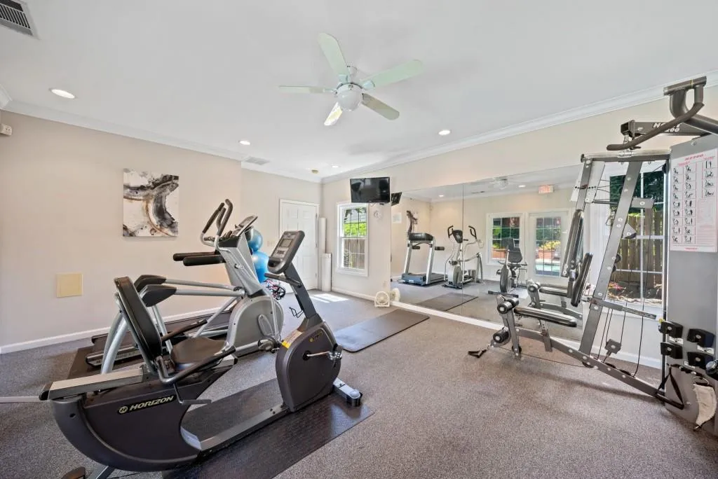 3636 Habersham Road Nw Unit 1103, Atlanta, Georgia 30305, 2 Bedrooms Bedrooms, ,2 BathroomsBathrooms,Residential,For Sale,3636 Habersham Road Nw Unit 1103,7612919