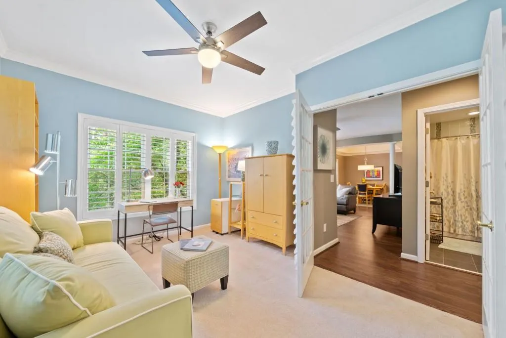 3636 Habersham Road Nw Unit 1103, Atlanta, Georgia 30305, 2 Bedrooms Bedrooms, ,2 BathroomsBathrooms,Residential,For Sale,3636 Habersham Road Nw Unit 1103,7612919