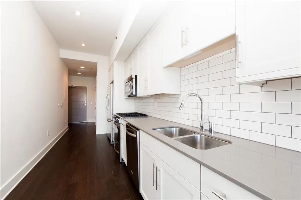 1100 Howell Mill Road Nw Unit 207, Atlanta, Georgia 30318, 1 Bedroom Bedrooms, ,1 BathroomBathrooms,Residential,Sold,1100 Howell Mill Road Nw Unit 207,5790552