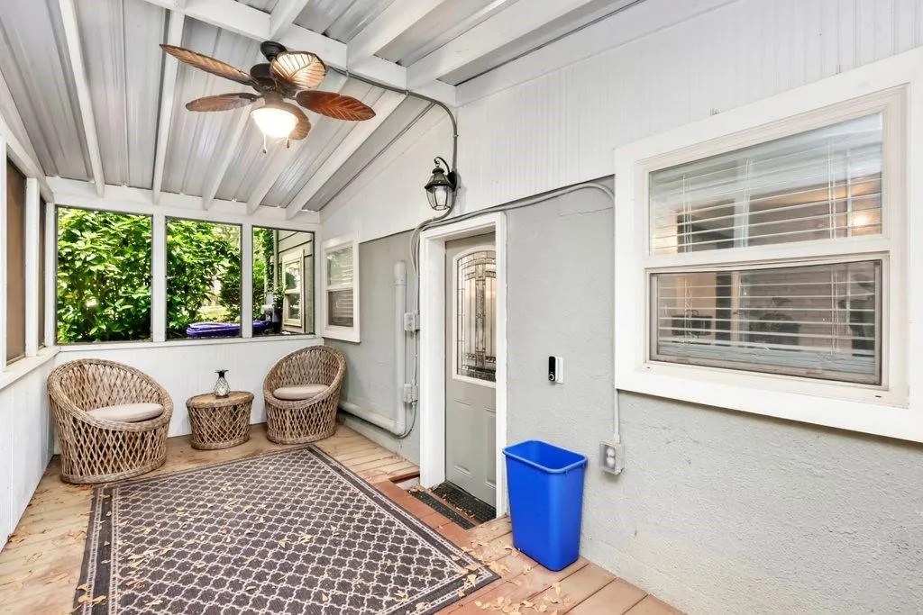 677 Holmes Street Nw, Atlanta, Georgia 30318, ,Residential Income,For Sale,677 Holmes Street Nw,7587541