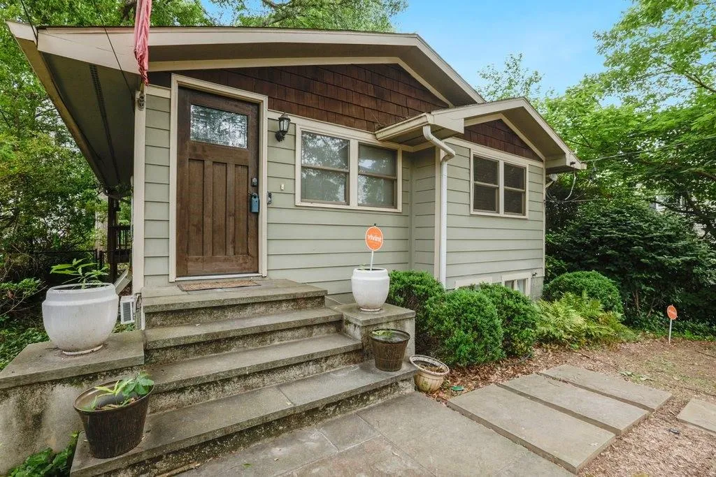 677 Holmes Street Nw, Atlanta, Georgia 30318, ,Residential Income,For Sale,677 Holmes Street Nw,7587541