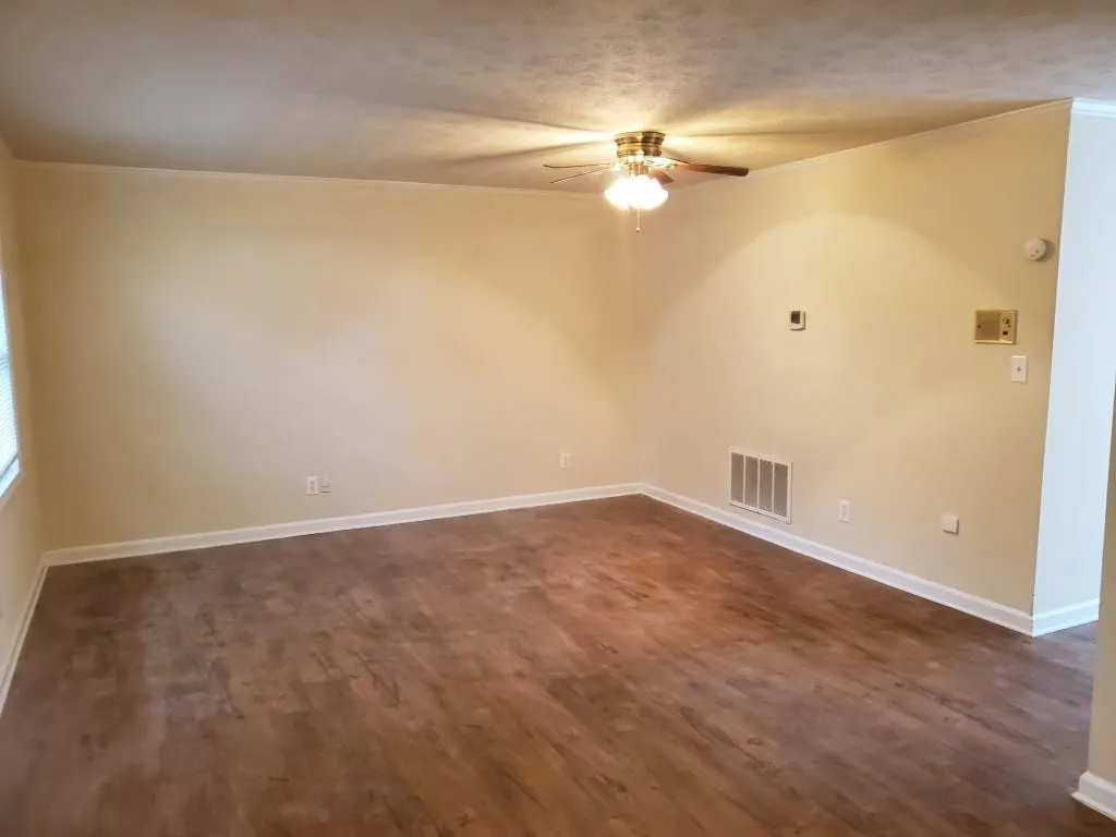 350 Winding River Drive Unit D, Atlanta, Georgia 30350, 2 Bedrooms Bedrooms, ,2 BathroomsBathrooms,Residential,Sold,350 Winding River Drive Unit D,6661877