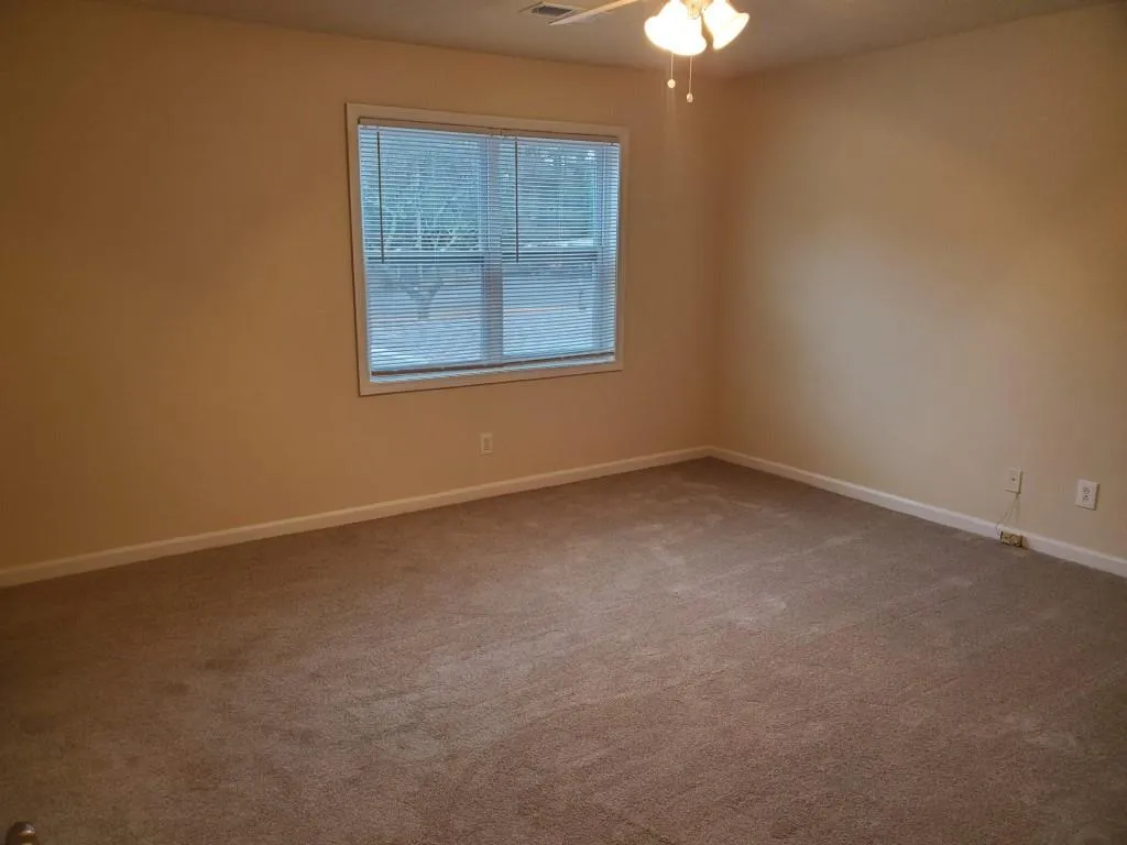 350 Winding River Drive Unit D, Atlanta, Georgia 30350, 2 Bedrooms Bedrooms, ,2 BathroomsBathrooms,Residential,Sold,350 Winding River Drive Unit D,6661877