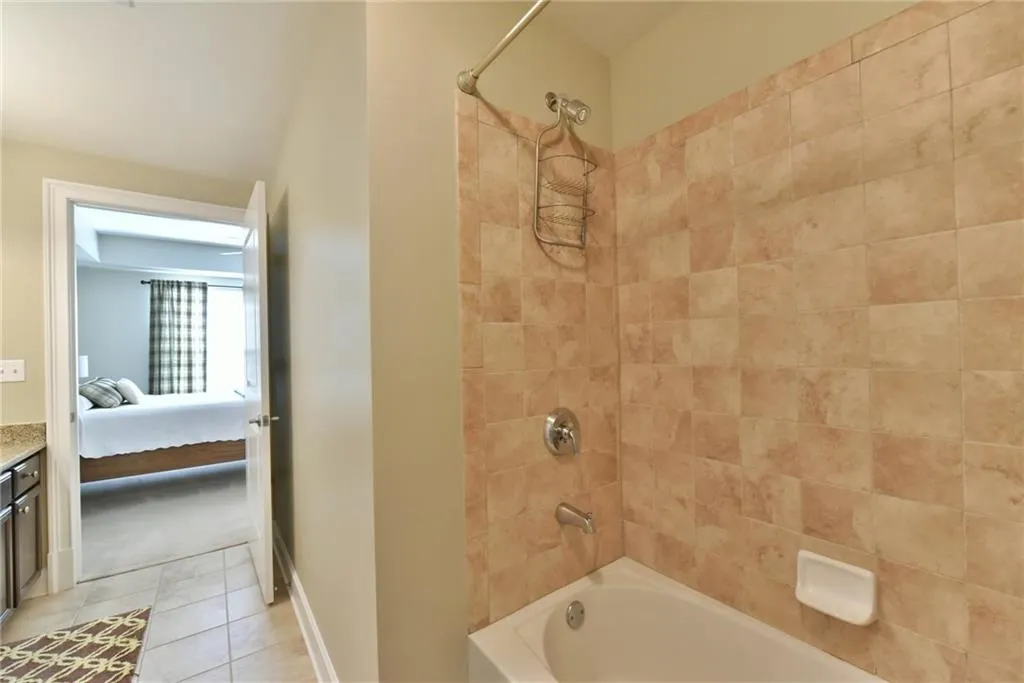 200 River Vista Drive Unit 426, Atlanta, Georgia 30339, 2 Bedrooms Bedrooms, ,2 BathroomsBathrooms,Residential,Sold,200 River Vista Drive Unit 426,5814525
