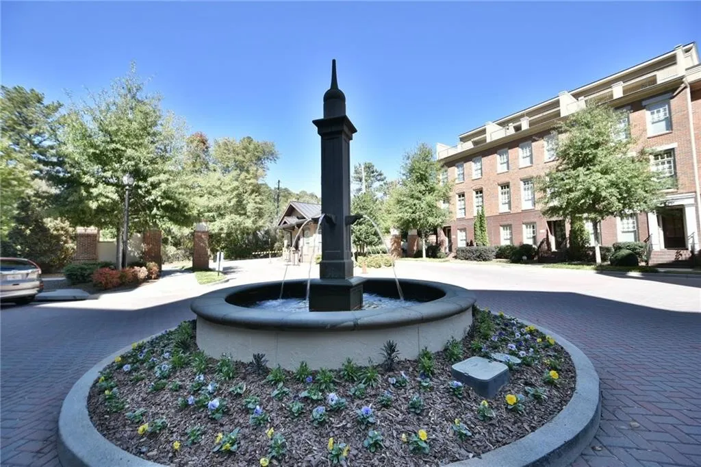 200 River Vista Drive Unit 426, Atlanta, Georgia 30339, 2 Bedrooms Bedrooms, ,2 BathroomsBathrooms,Residential,Sold,200 River Vista Drive Unit 426,5814525