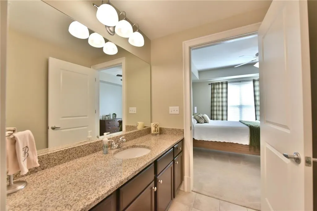 200 River Vista Drive Unit 426, Atlanta, Georgia 30339, 2 Bedrooms Bedrooms, ,2 BathroomsBathrooms,Residential,Sold,200 River Vista Drive Unit 426,5814525