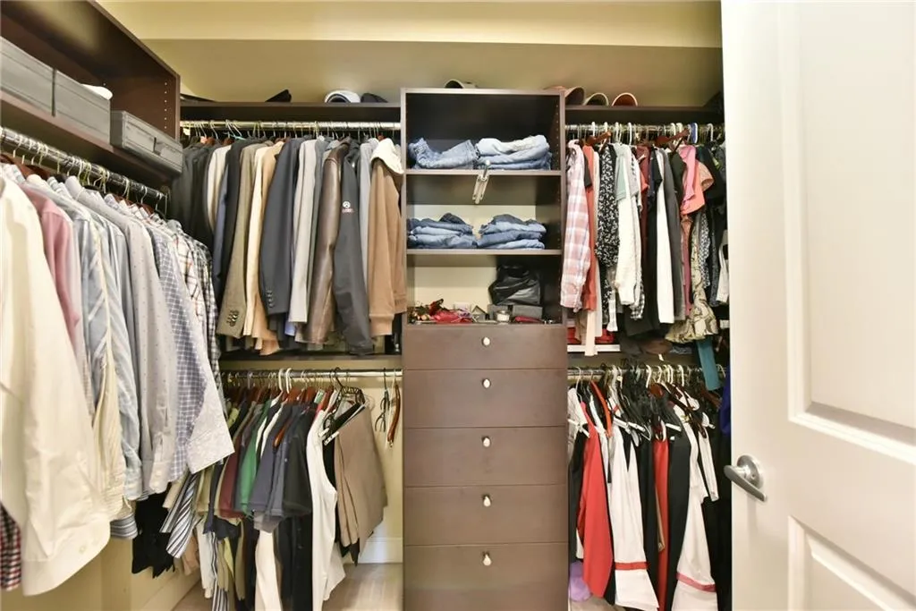 200 River Vista Drive Unit 426, Atlanta, Georgia 30339, 2 Bedrooms Bedrooms, ,2 BathroomsBathrooms,Residential,Sold,200 River Vista Drive Unit 426,5814525