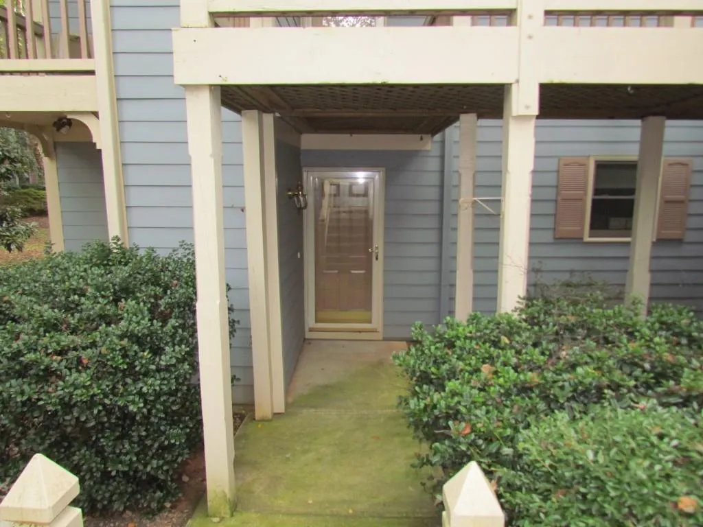 908 Hollyfax Circle Unit 908, Atlanta, Georgia 30328, 2 Bedrooms Bedrooms, ,2 BathroomsBathrooms,Residential,Sold,908 Hollyfax Circle Unit 908,5606876