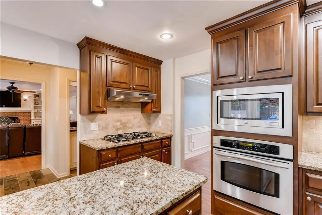 535 Calaveras Drive, Atlanta, Georgia 30350, 5 Bedrooms Bedrooms, ,4 BathroomsBathrooms,Residential,Sold,535 Calaveras Drive,6024045