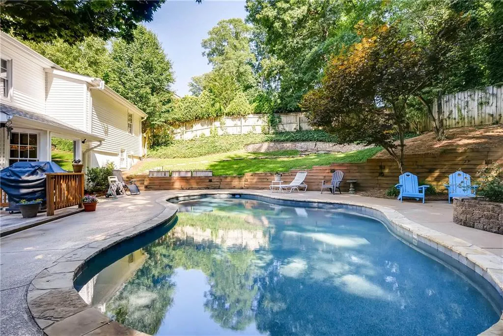 535 Calaveras Drive, Atlanta, Georgia 30350, 5 Bedrooms Bedrooms, ,4 BathroomsBathrooms,Residential,Sold,535 Calaveras Drive,6024045