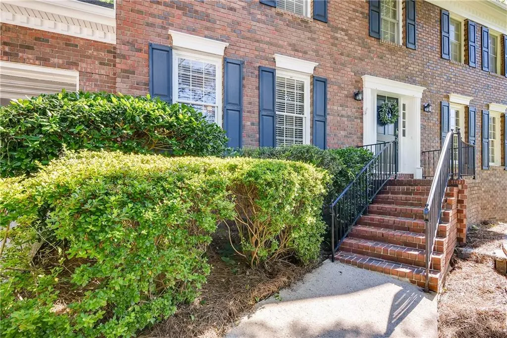 535 Calaveras Drive, Atlanta, Georgia 30350, 5 Bedrooms Bedrooms, ,4 BathroomsBathrooms,Residential,Sold,535 Calaveras Drive,6024045