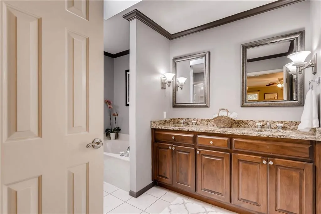 535 Calaveras Drive, Atlanta, Georgia 30350, 5 Bedrooms Bedrooms, ,4 BathroomsBathrooms,Residential,Sold,535 Calaveras Drive,6024045