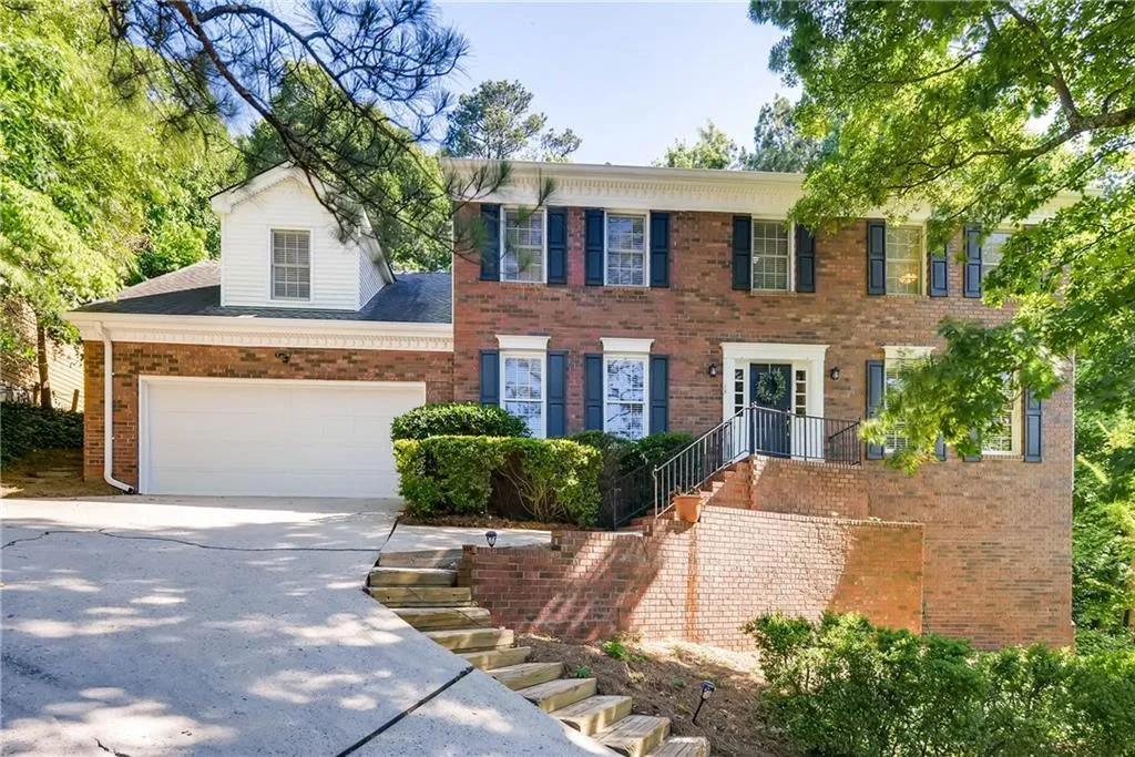 535 Calaveras Drive, Atlanta, Georgia 30350, 5 Bedrooms Bedrooms, ,4 BathroomsBathrooms,Residential,Sold,535 Calaveras Drive,6024045