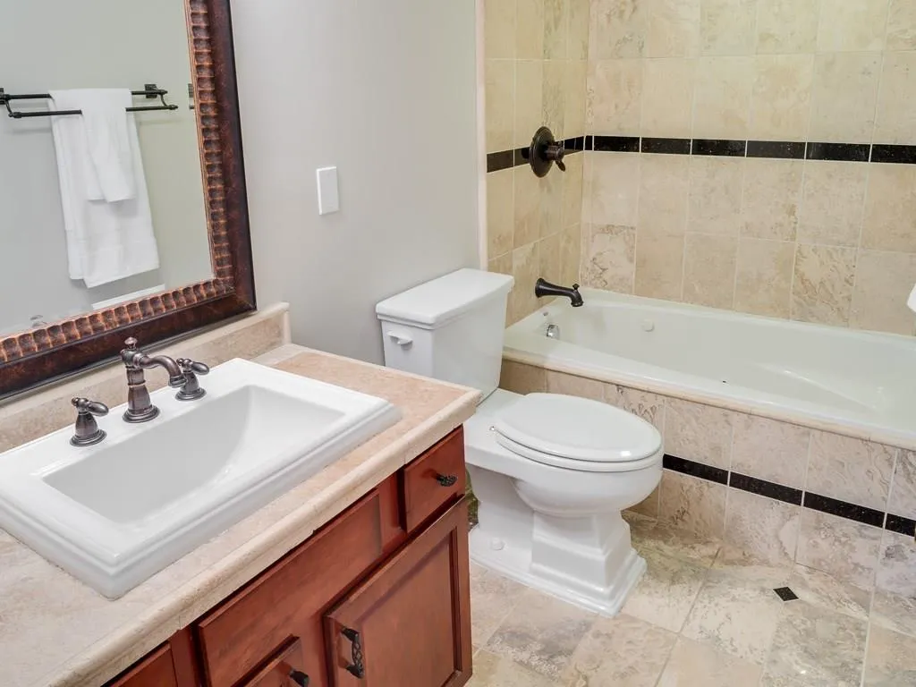 795 Hammond Drive Unit 913, Atlanta, Georgia 30328, 2 Bedrooms Bedrooms, ,2 BathroomsBathrooms,Residential,Sold,795 Hammond Drive Unit 913,5799059