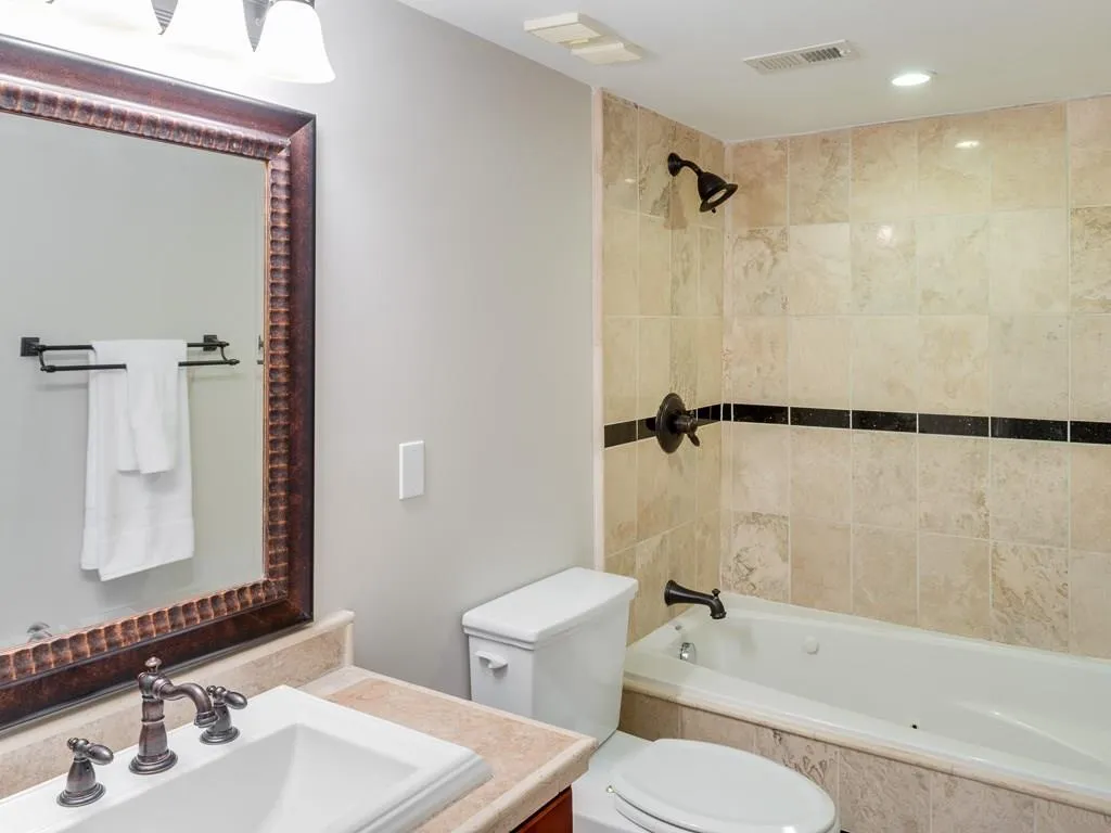 795 Hammond Drive Unit 913, Atlanta, Georgia 30328, 2 Bedrooms Bedrooms, ,2 BathroomsBathrooms,Residential,Sold,795 Hammond Drive Unit 913,5799059