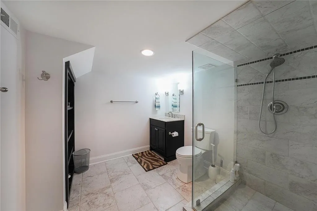 5434 Glenridge View, Atlanta, Georgia 30342, 3 Bedrooms Bedrooms, ,3 BathroomsBathrooms,Residential,For Sale,5434 Glenridge View,7656097 5434 Glenridge View, Atlanta, Georgia 30342, 3 Bedrooms Bedrooms, ,3 BathroomsBathrooms,Residential,For Sale,5434 Glenridge View,7656097