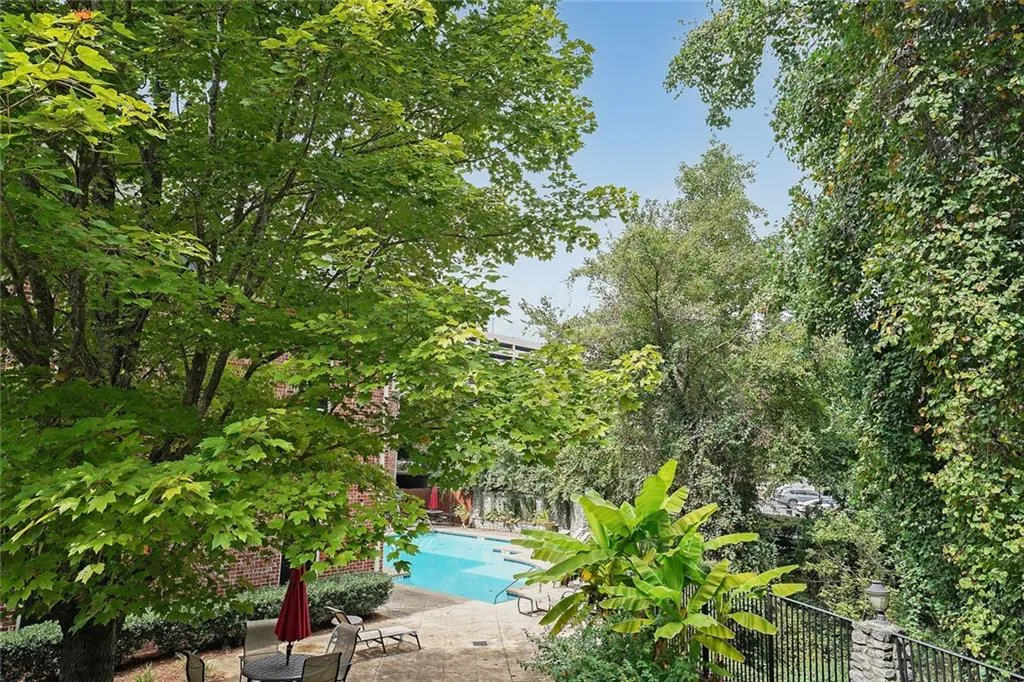 5434 Glenridge View, Atlanta, Georgia 30342, 3 Bedrooms Bedrooms, ,3 BathroomsBathrooms,Residential,For Sale,5434 Glenridge View,7656097 5434 Glenridge View, Atlanta, Georgia 30342, 3 Bedrooms Bedrooms, ,3 BathroomsBathrooms,Residential,For Sale,5434 Glenridge View,7656097